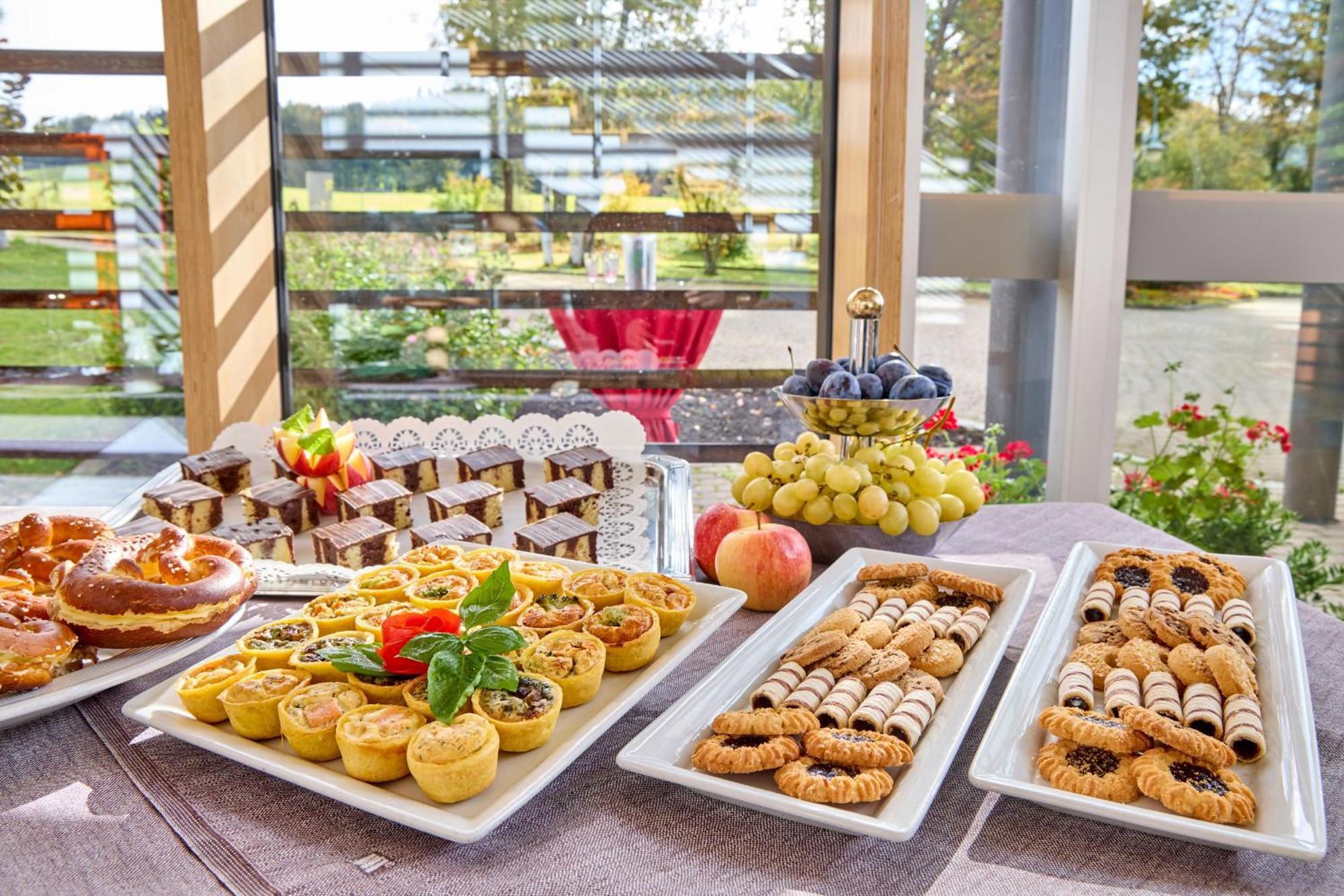 Aura-Hotel Заульгруб Экстерьер фото